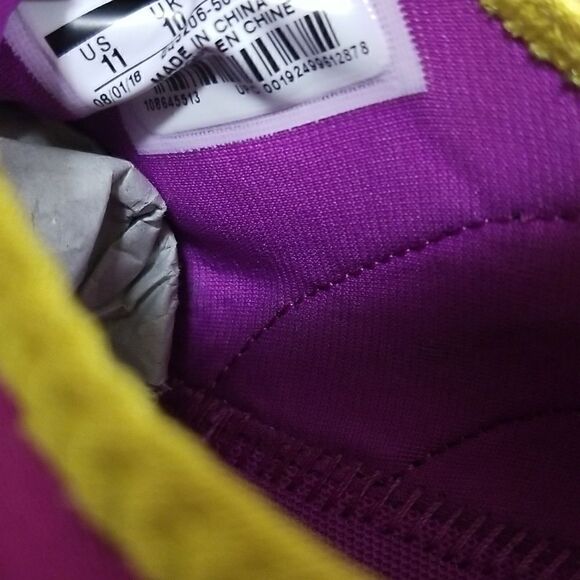 NIKE HUARACHE EDGE TXT QS MEN'S SHOES 2019 MAGENTA SIZE 11 - Picture 5 of 8